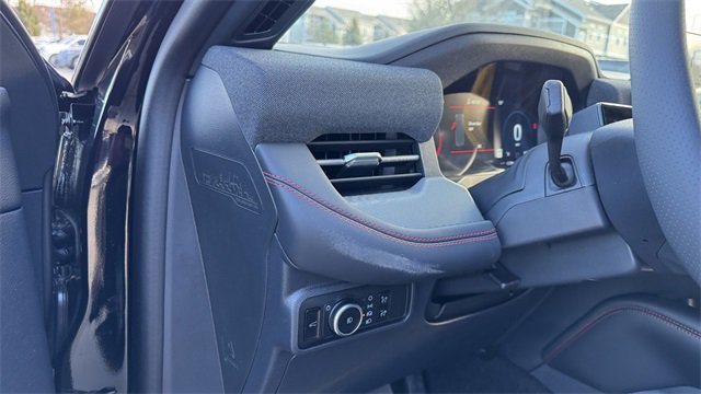 New 2026 Ford Explorer ST-Line w/ ST-Line Street Pack image 23