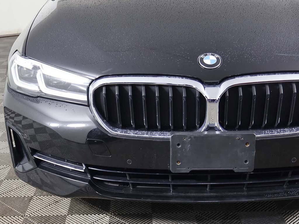 Used 2023 BMW 530i xDrive w/ Convenience Package image 13