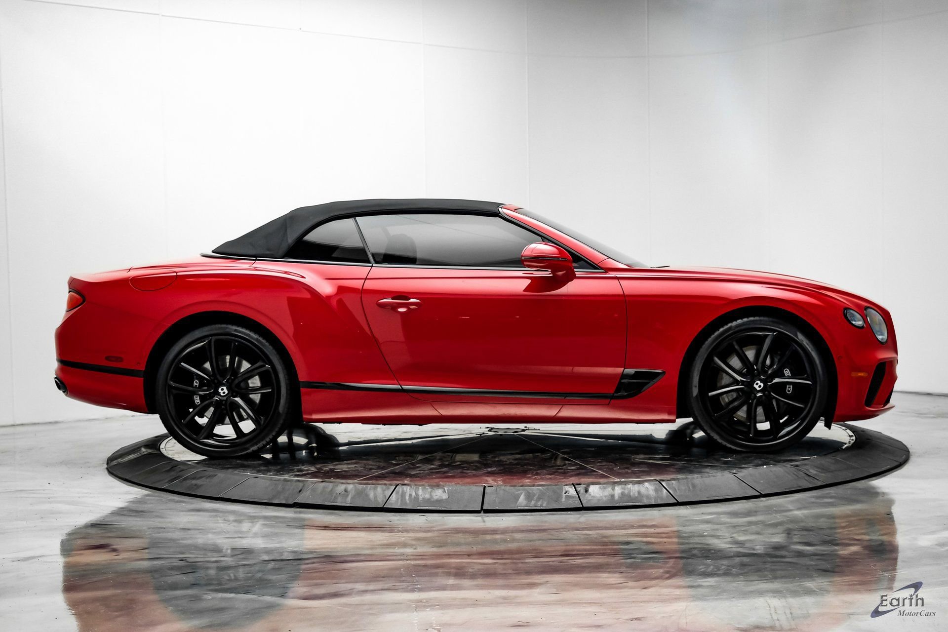 Used 2022 Bentley Continental GT AWD/4WD image 24