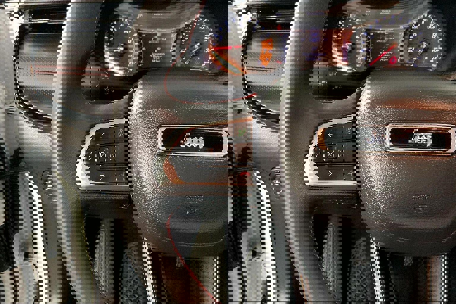 Used 2024 Jeep Compass Trailhawk image 18