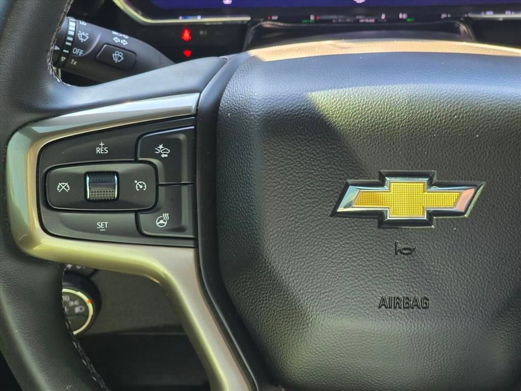 Used 2024 Chevrolet Silverado 3500 High Country w/ High Country Premium Package AWD/4WD image 16