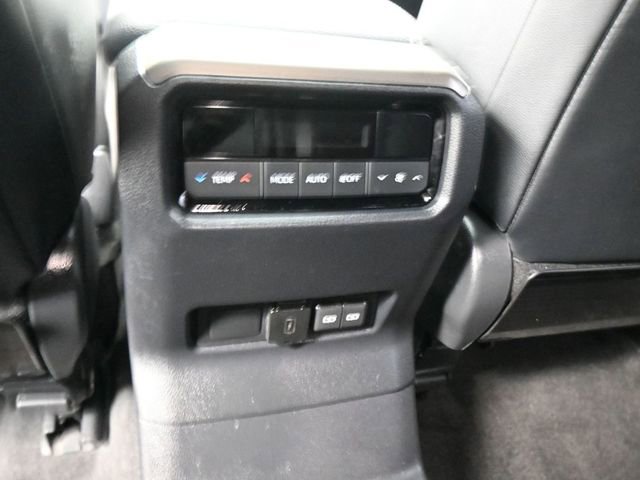 Used 2024 Toyota Land Cruiser image 23