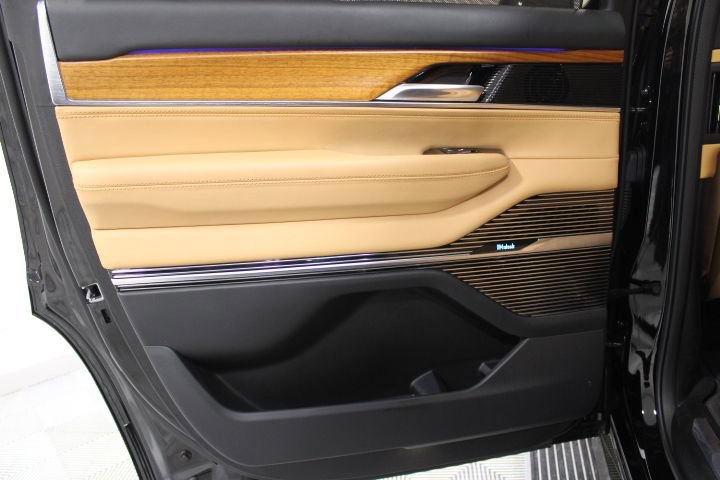 Used 2022 Jeep Grand Wagoneer Series III image 20