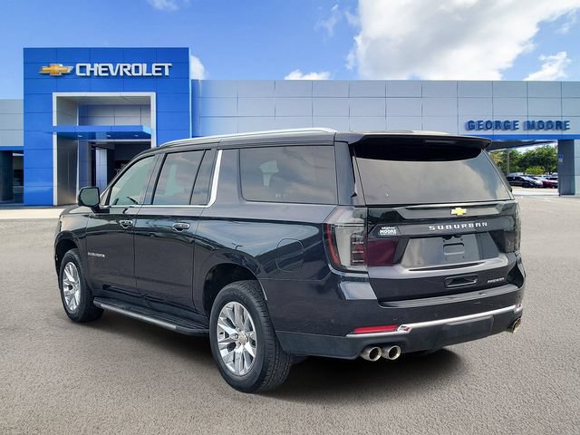 Certified 2025 Chevrolet Suburban Premier RWD image 3