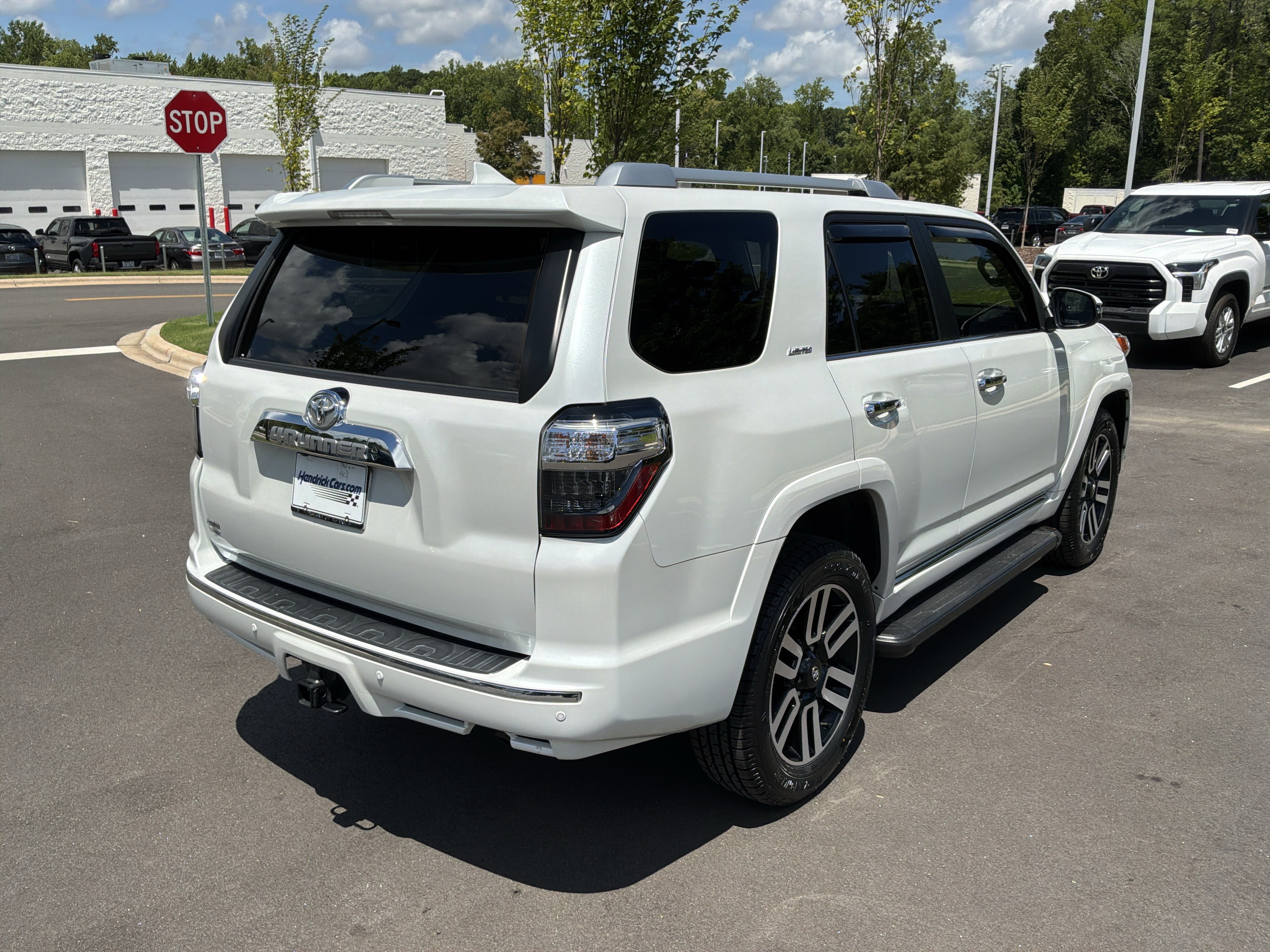 Used 2024 Toyota 4Runner Limited AWD/4WD image 10