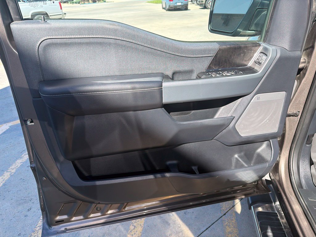 Used 2023 Ford F150 Lariat AWD/4WD image 14