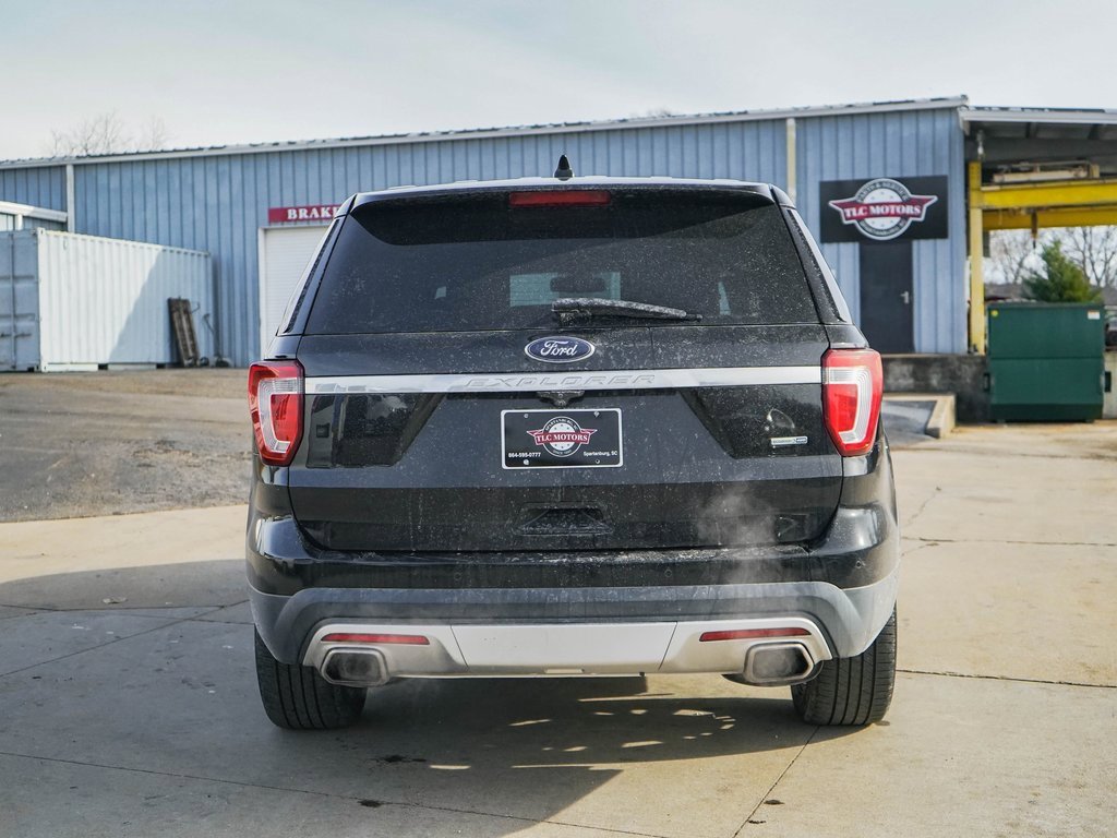 Used 2017 Ford Explorer Platinum image 33