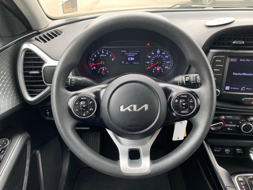 Used 2022 Kia Soul LX w/ Technology Package image 10
