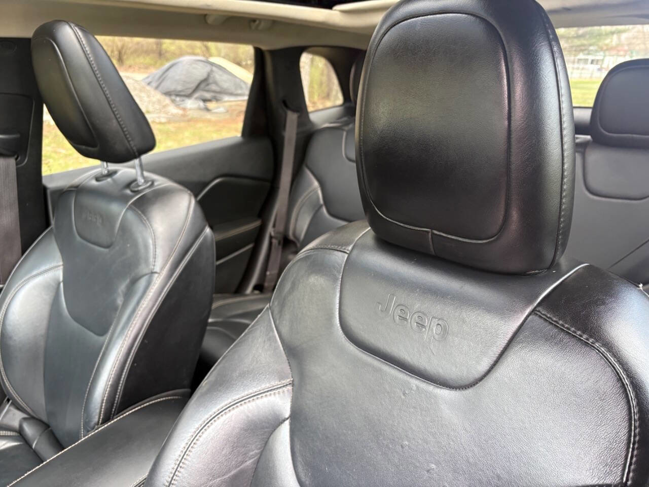 Used 2014 Jeep Cherokee Limited image 17