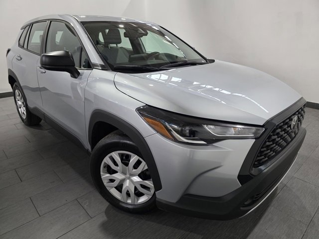 Used 2023 Toyota Corolla Cross L image 7