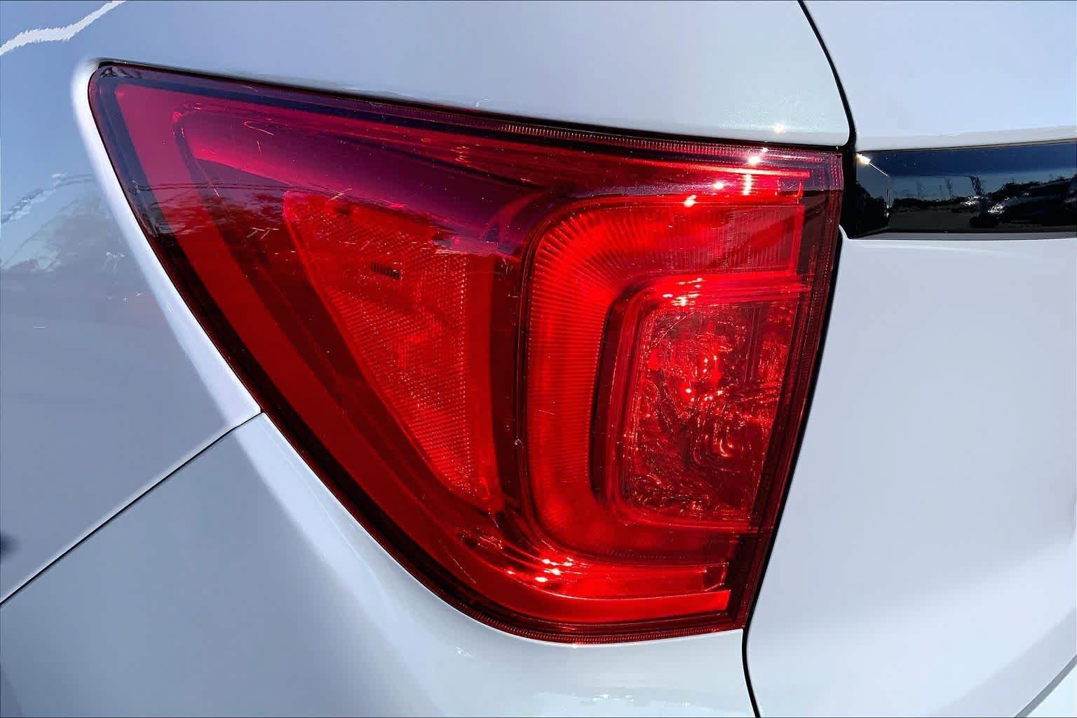 Used 2025 Honda Passport EX-L image 27