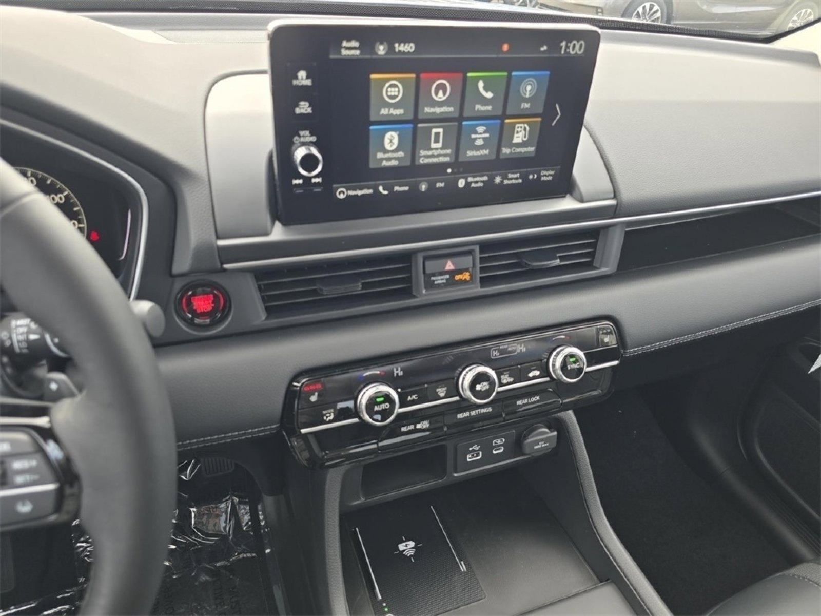 New 2025 Honda Pilot Touring image 32