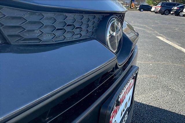 Used 2023 Toyota Corolla LE image 28