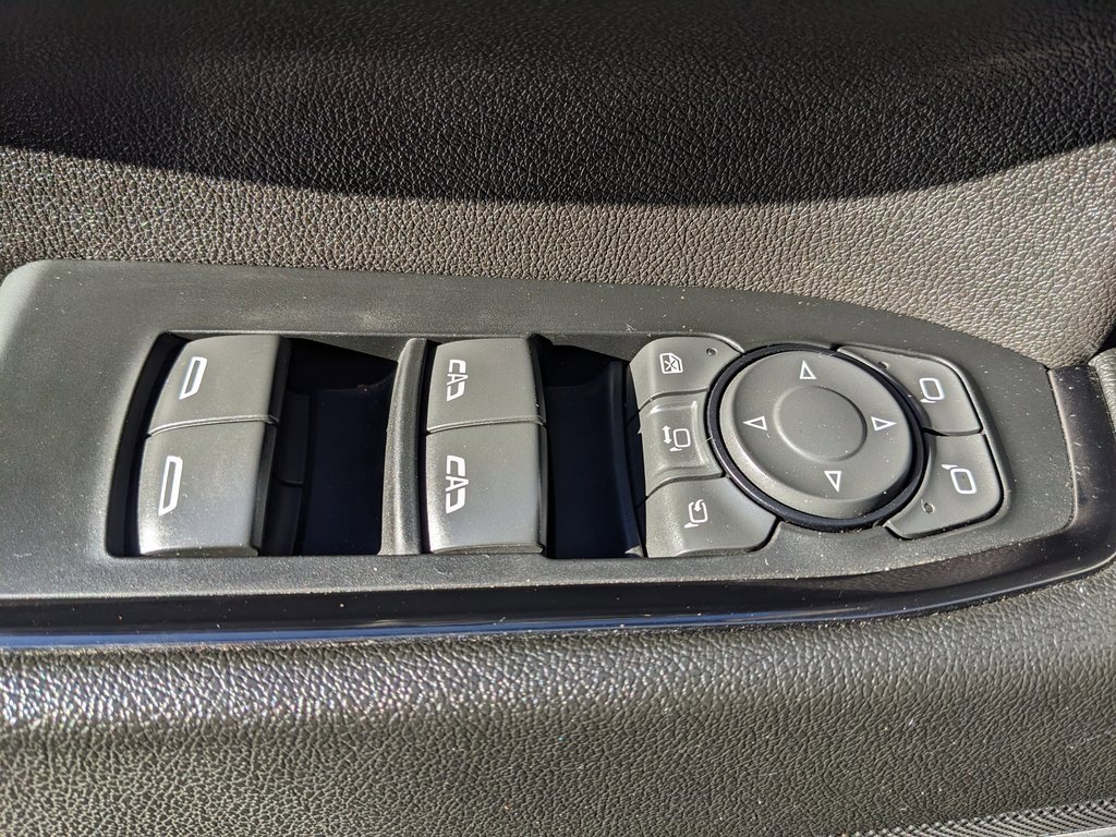 Used 2024 GMC Sierra 2500 AT4 image 54