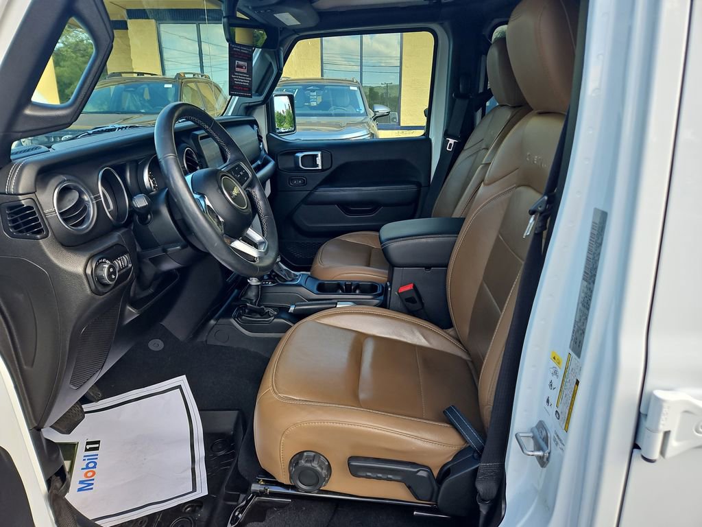 Used 2020 Jeep Gladiator Overland AWD/4WD image 10