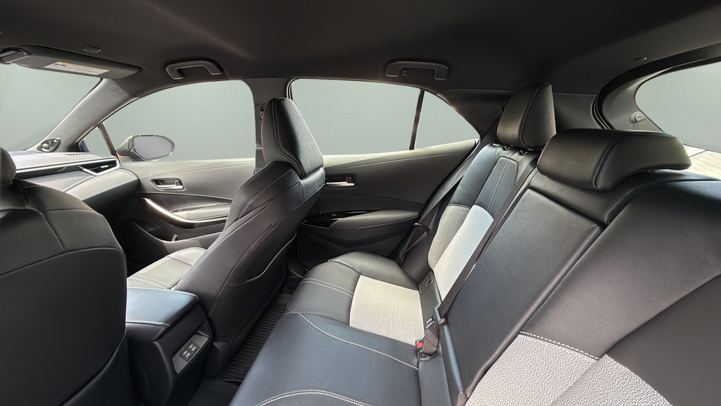 Certified 2025 Toyota Corolla XSE FWD image 18