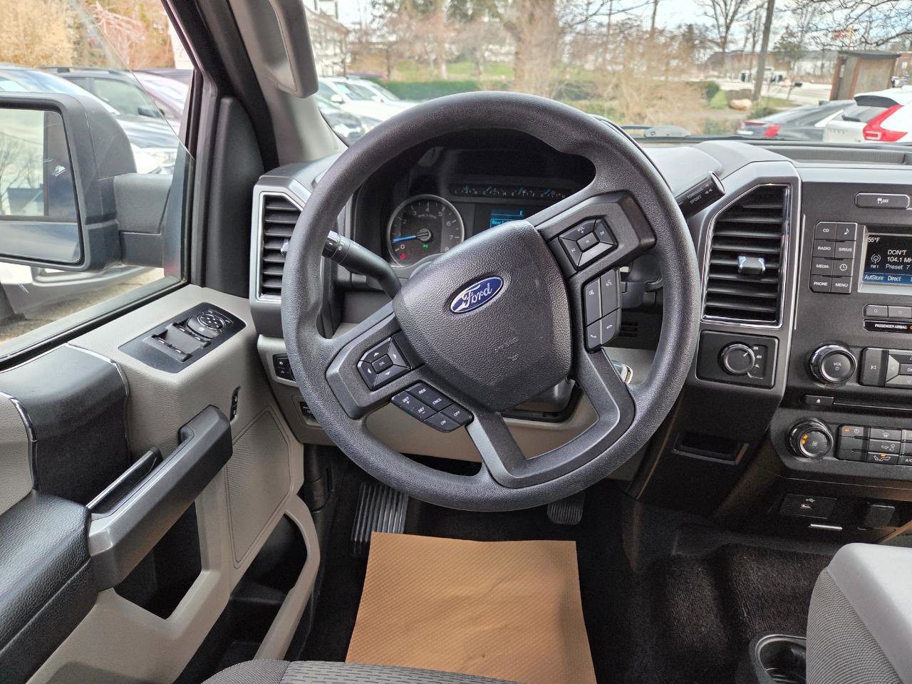 Used 2017 Ford F150 XLT AWD/4WD image 32