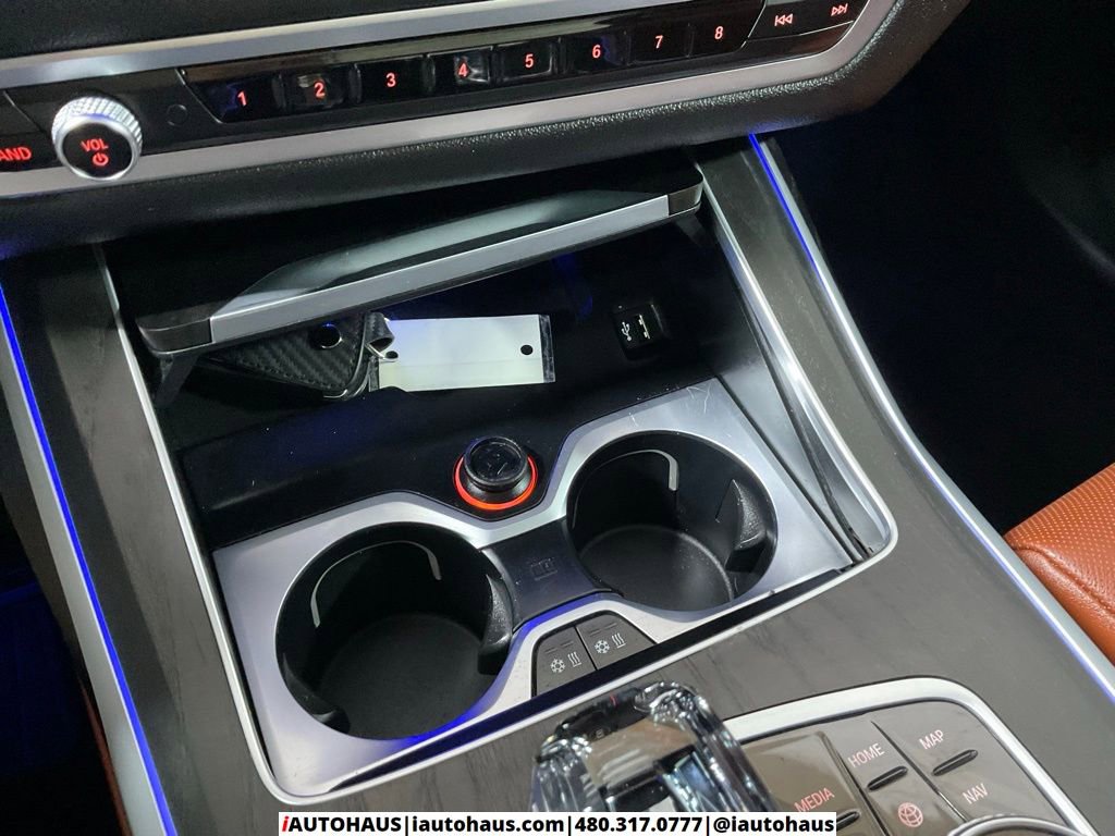 Used 2022 BMW X7 M50i image 42