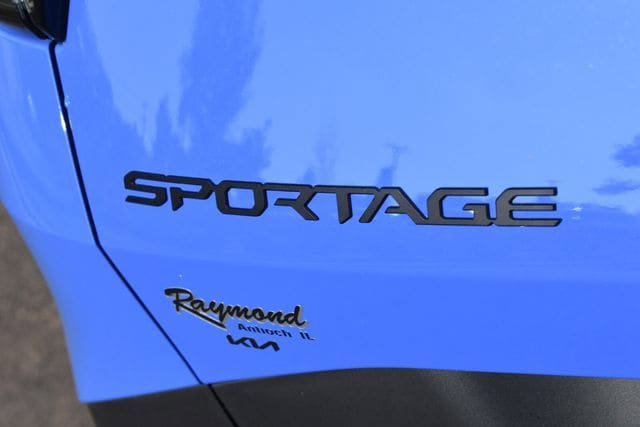 New 2026 Kia Sportage X-Line w/ X-Line Premium Package AWD/4WD image 17