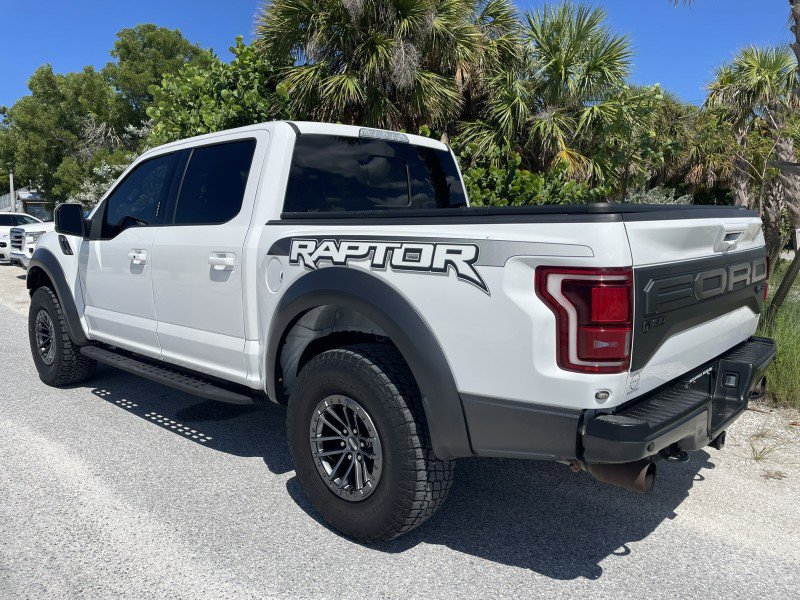 Used 2019 Ford F150 Raptor w/ Equipment Group 802A Luxury image 4