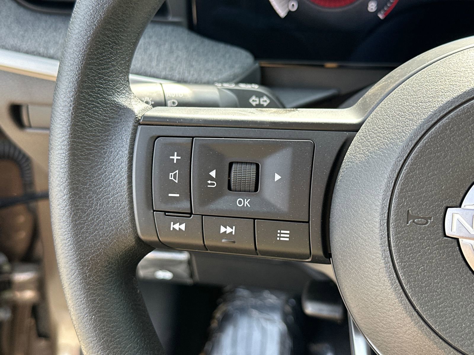 New 2026 Nissan Kicks S image 23