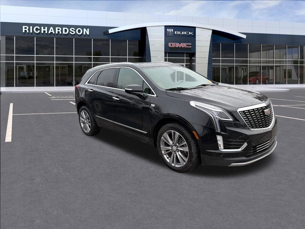 Certified 2023 Cadillac XT5 Premium Luxury w/ LPO, Floor Liner Package image 8
