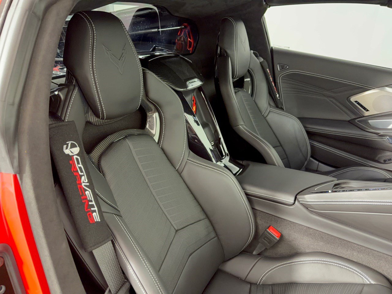 Used 2025 Chevrolet Corvette E-Ray w/ ZER Performance Package AWD/4WD image 29