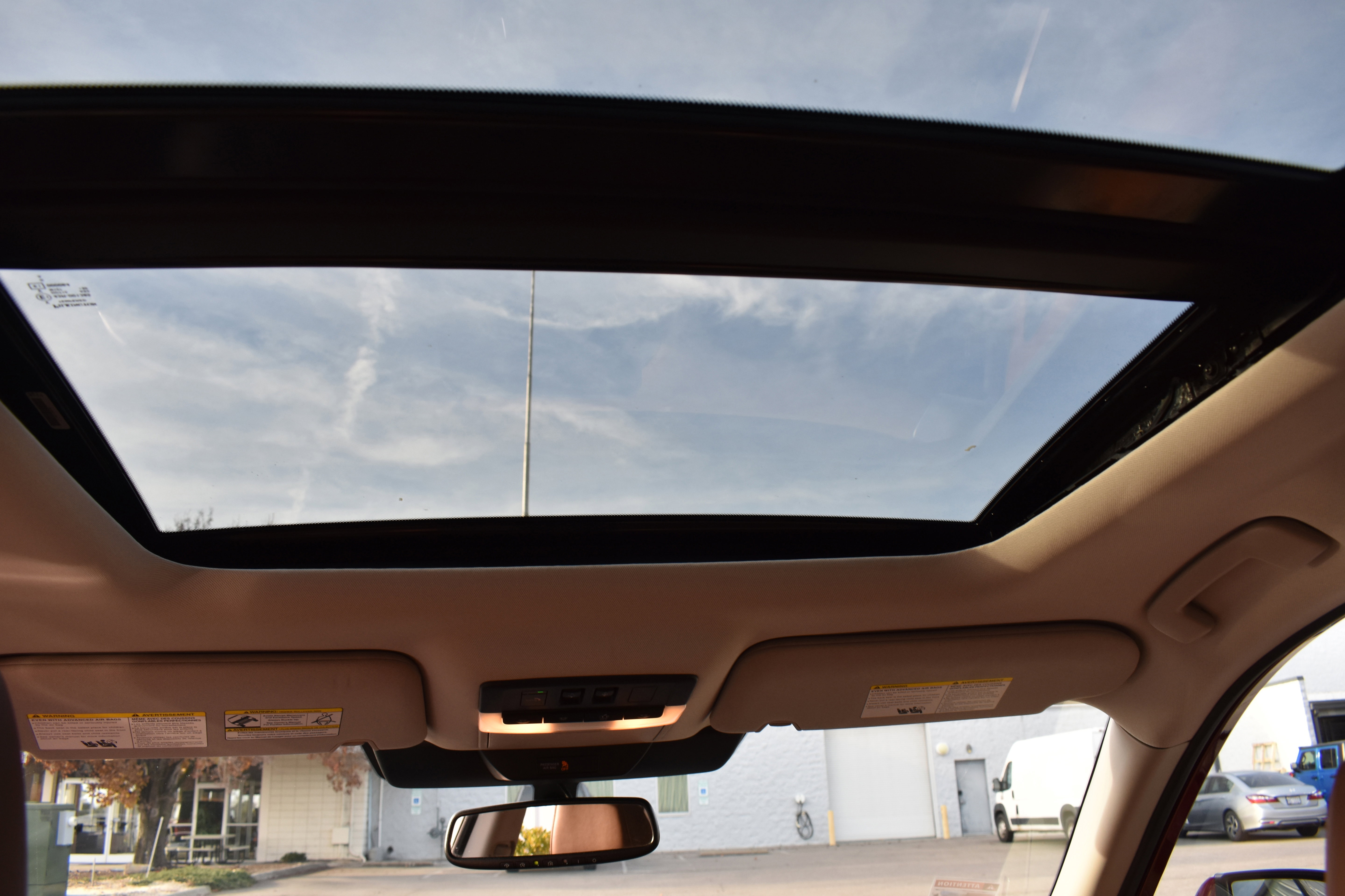 Used 2022 Nissan Pathfinder Platinum w/ Cargo Package image 34