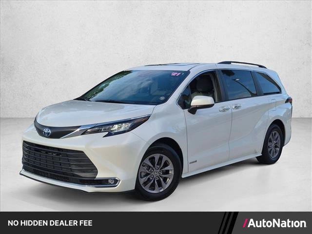 Certified 2021 Toyota Sienna XLE w/ XLE Plus Package FWD image 1