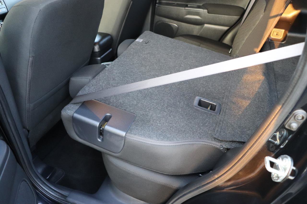 Used 2024 Mitsubishi Outlander Sport ES AWD/4WD image 22