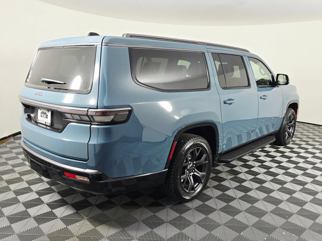 New 2026 Jeep Grand Wagoneer L Limited w/ Rear Seat Video Group I AWD/4WD image 4