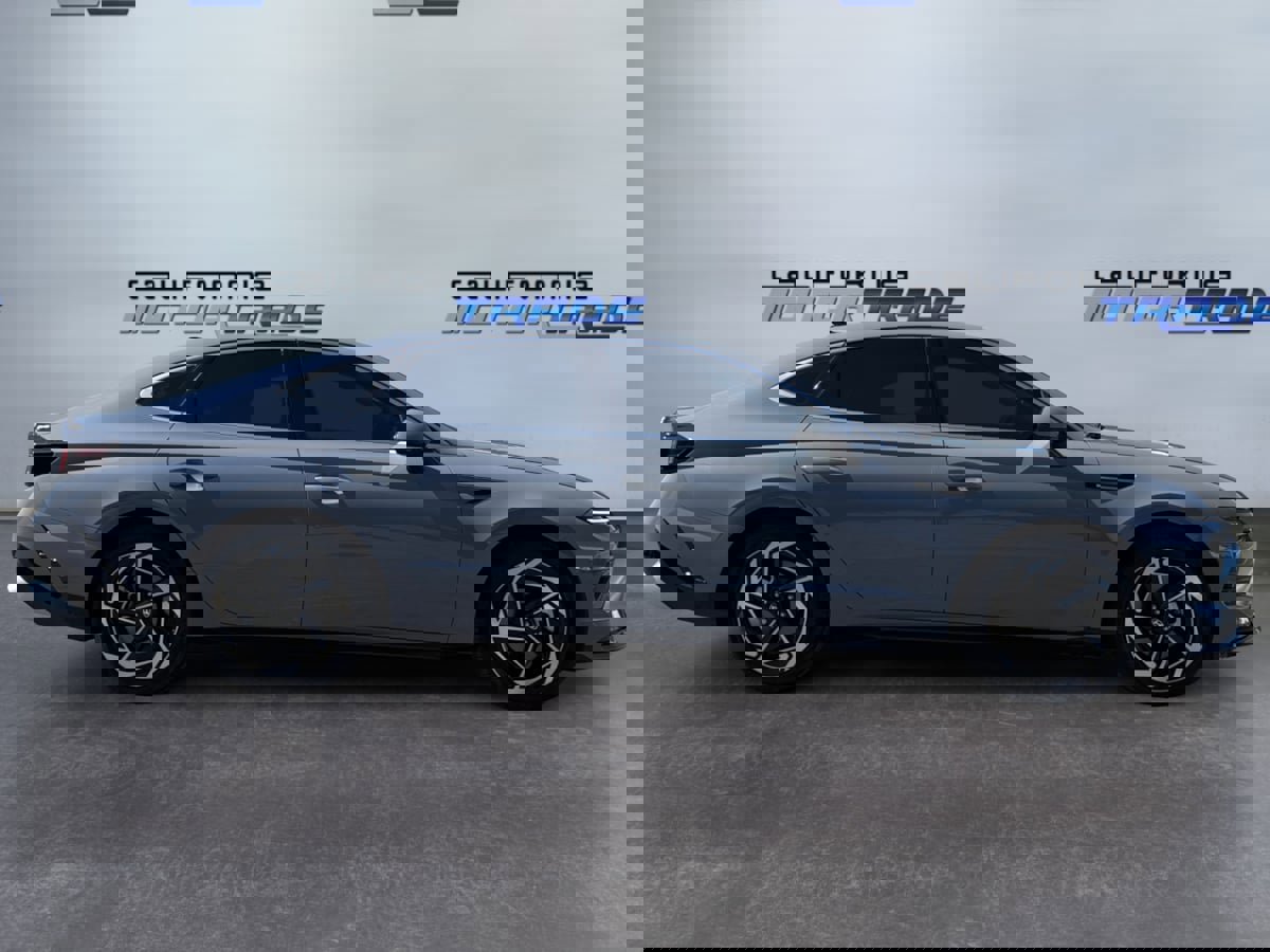 Used 2024 Hyundai Sonata SEL w/ Convenience Package image 4