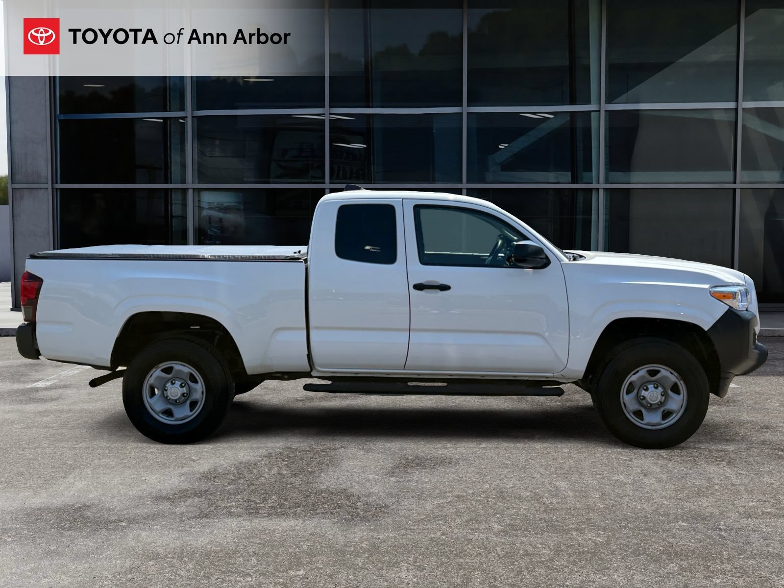 Used 2023 Toyota Tacoma SR RWD image 9