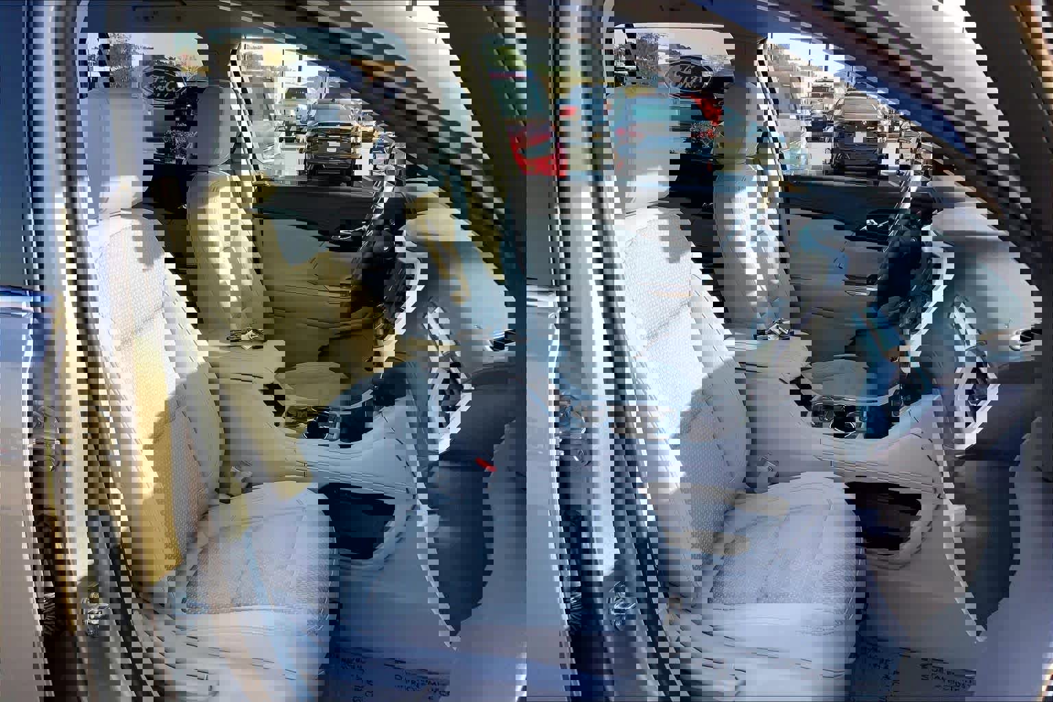 Used 2023 GMC Acadia SLE w/ Driver Convenience Package image 9