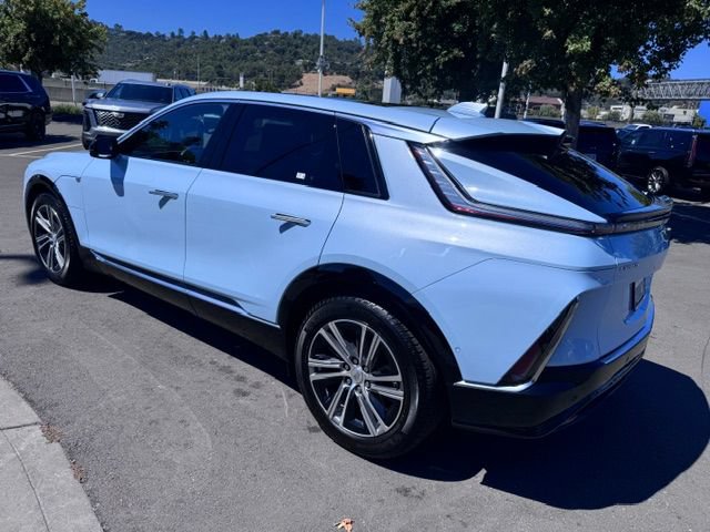 Certified 2024 Cadillac Lyriq Luxury RWD image 8