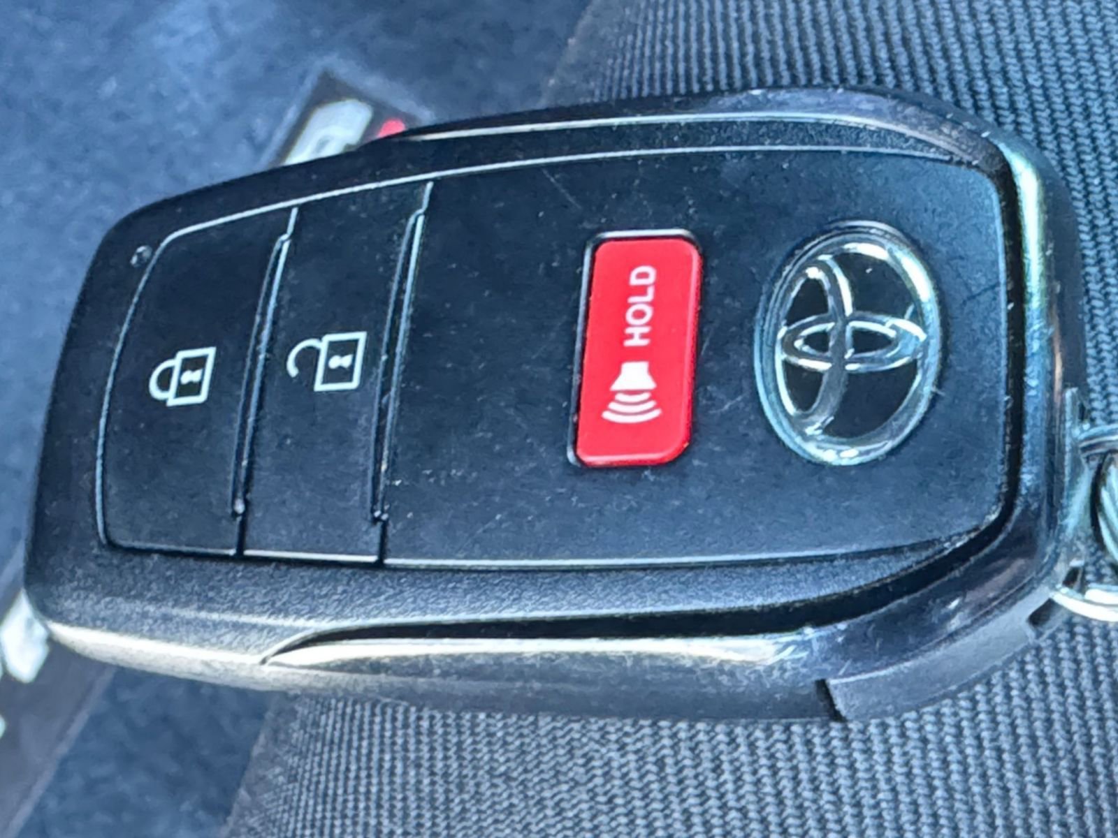 Used 2025 Toyota Tacoma SR image 22
