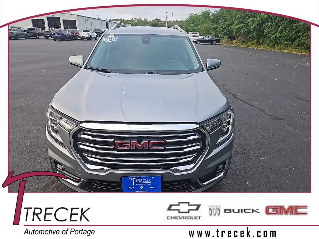 Used 2024 GMC Terrain SLT