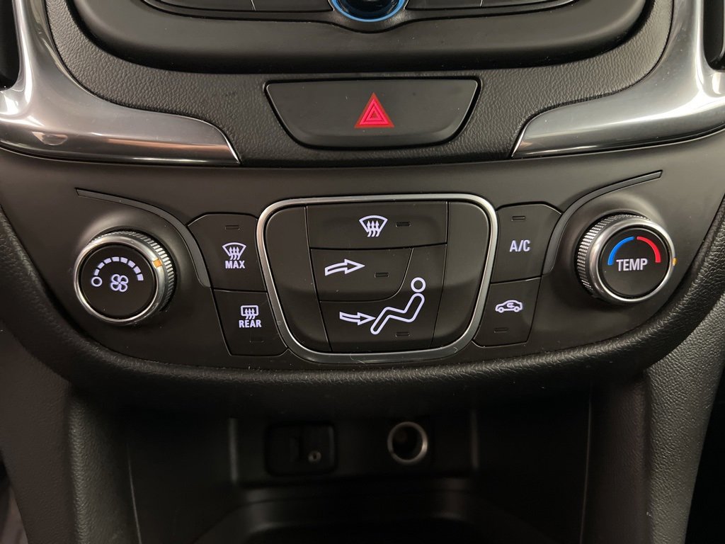 Used 2018 Chevrolet Equinox LT image 13