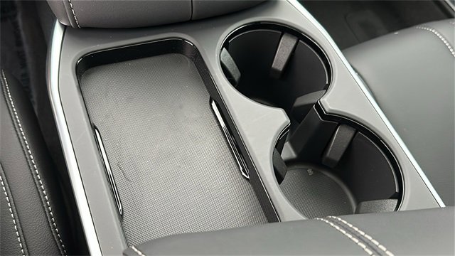 Used 2025 Acura RDX SH-AWD image 24