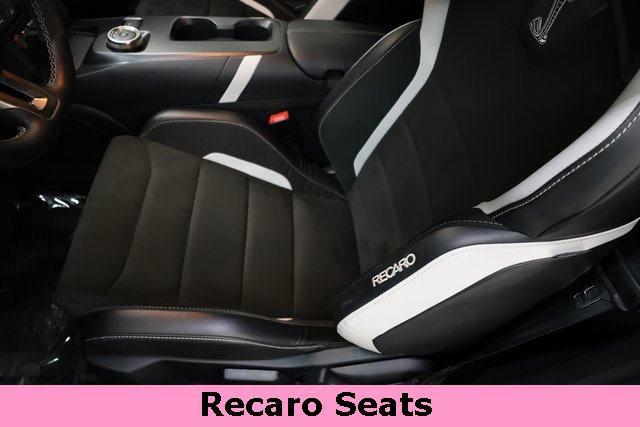 Used 2022 Ford Mustang Shelby GT500 w/ Technology Package image 13