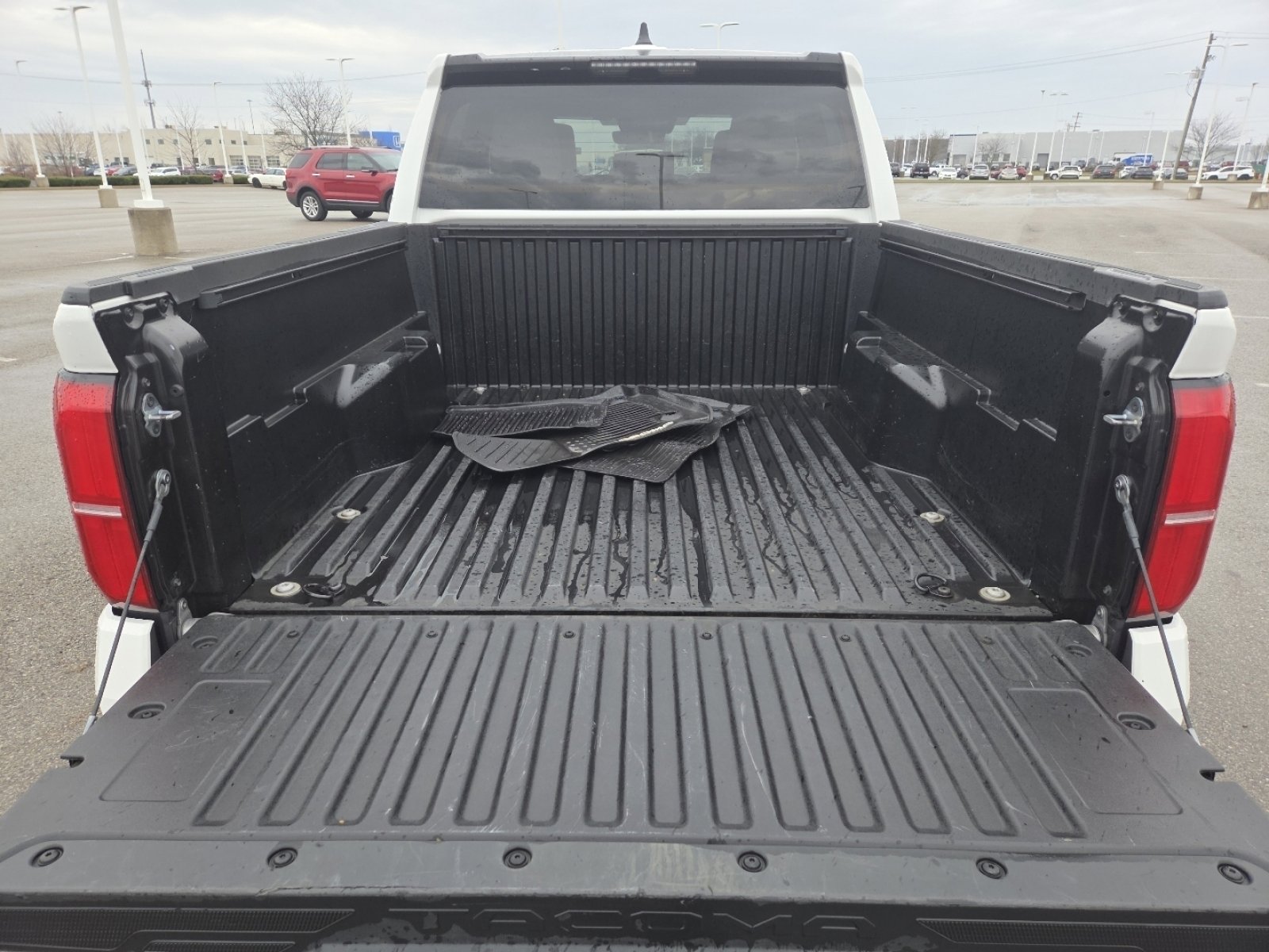 Used 2024 Toyota Tacoma SR5 image 17