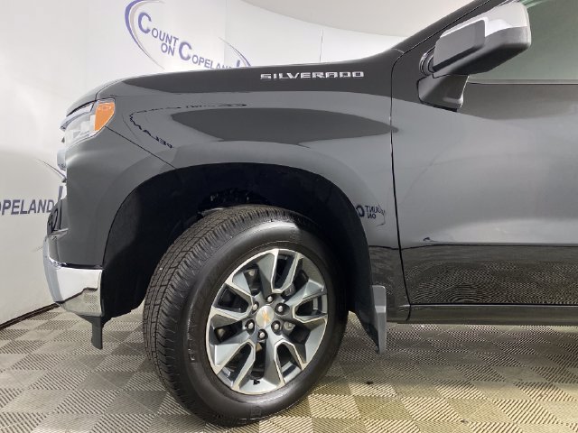 Certified 2026 Chevrolet Silverado 1500 LT AWD/4WD image 29