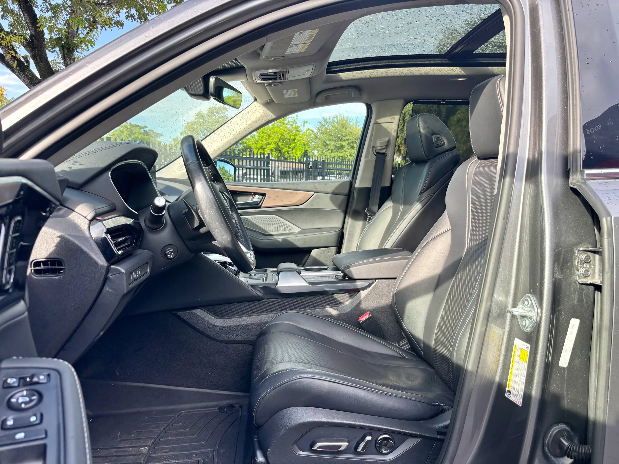 Used 2022 Acura MDX w/ Technology Package AWD/4WD image 7