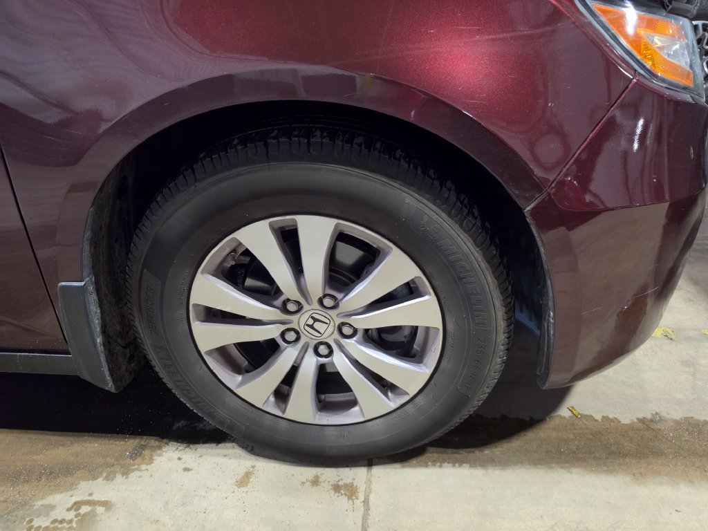 Used 2014 Honda Odyssey EX image 3