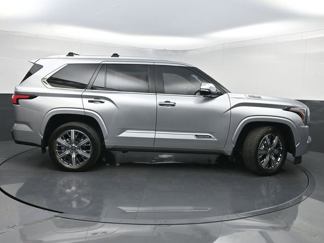 Used 2025 Toyota Sequoia Capstone image 2