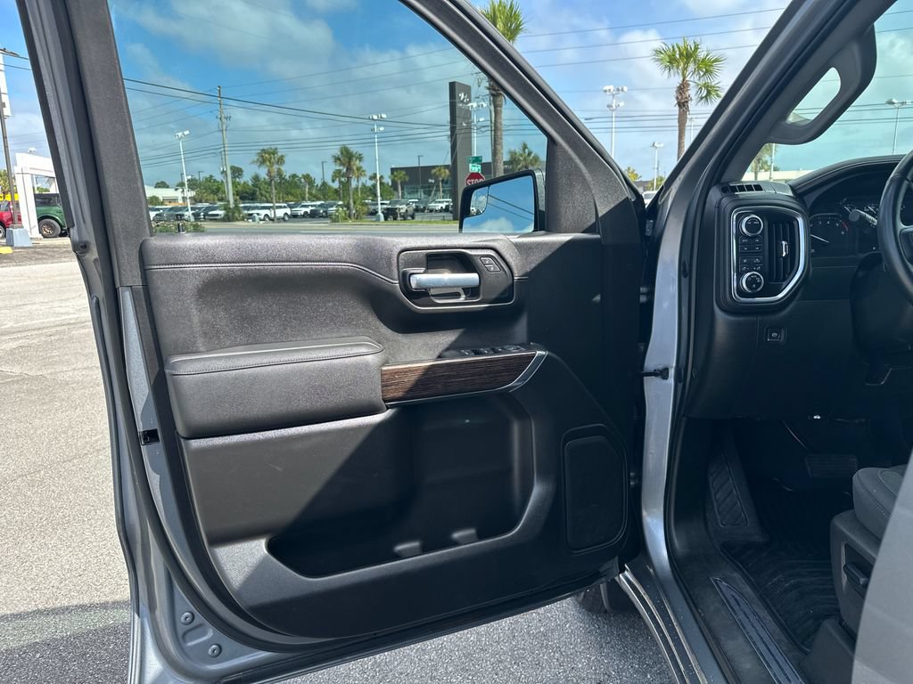 Used 2022 GMC Sierra 1500 Elevation w/ X31 Off-Road Package AWD/4WD image 10