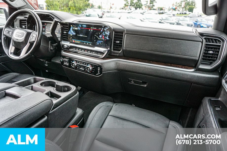 Used 2025 GMC Sierra 1500 SLT RWD image 23