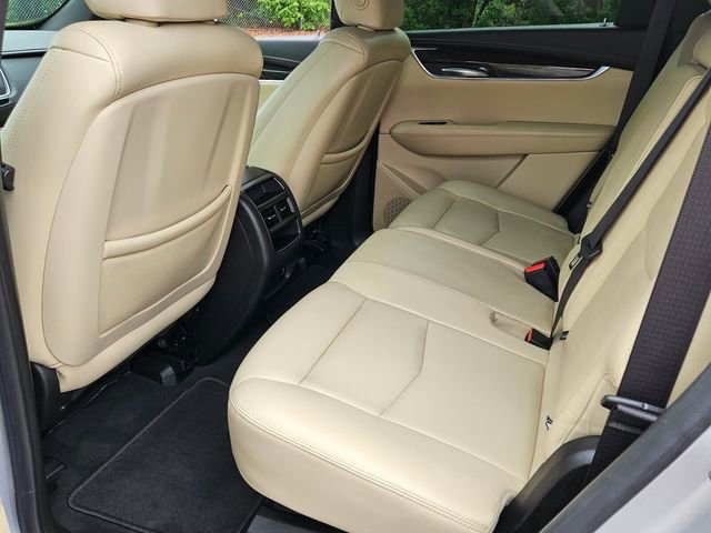 Used 2018 Cadillac XT5 FWD image 12