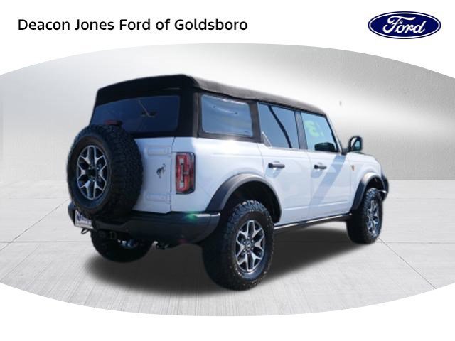 Used 2023 Ford Bronco Badlands image 3
