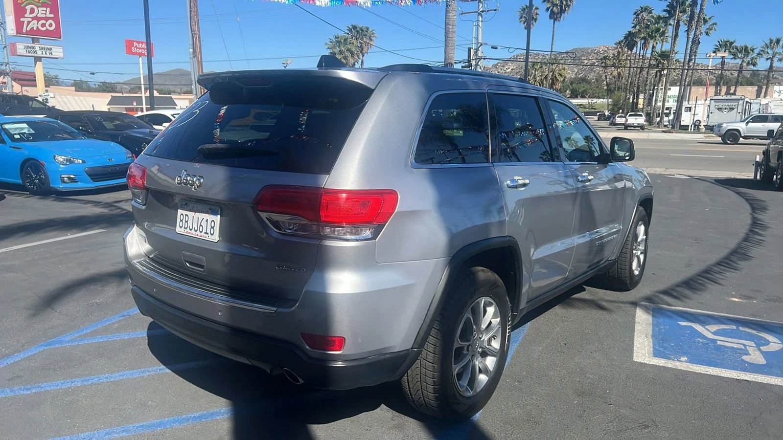 Used 2015 Jeep Grand Cherokee Limited w/ Luxury Group II RWD image 6